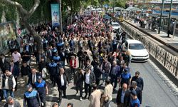 İstanbul’da vatandaşlar “Kurtuluşa Giden İlk Adım” yürüyüşünde bir araya geldi