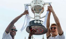 Real Madrid ve Arda Güler, lig şampiyonluğunu doyasıya kutladı