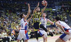Fenerbahçe Beko - Anadolu Efes: 81-82