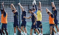 Fenerbahçe'de yeni sezon hazırlıkları devam ediyor