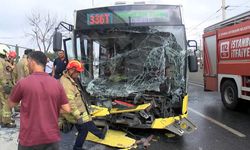 Sultangazi'de İETT otobüsü TIR'a arkadan çarptı; 8 yaralı