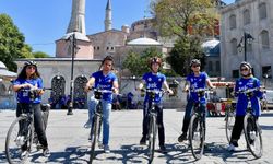 Fatih'te Gönüllü Turizm Elçileri sahada