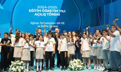 Cumhurbaşkanı Erdoğan Eğitim Öğretim Yılı Açılışı, Eğitim Teknolojileri AR-GE ve Kalite Zirvesi programına katıldı