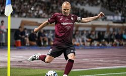 Andres Iniesta, futbolu bıraktığını açıkladı