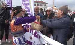 Kadıköy'de Ordu Günleri tanıtımında tonlarca fındık dağıtıldı