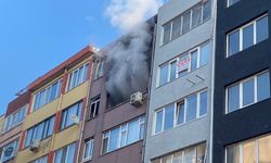 Kadıköy’de apartman dairesi alev alev yandı