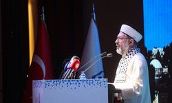 Diyanet İşleri Başkanı Erbaş: “İslam coğrafyalarını örseleyen sorunların en büyük sebebi, Müslümanların dağınıklığıdır”