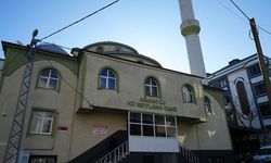 Arnavutköy'de camide imam krizi