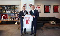 Cezary Kulesza'dan, TFF Başkanı Hacıosmanoğlu'na ziyaret