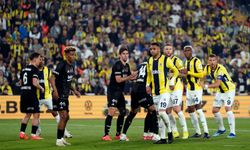 Fenerbahçe'nin 17 maçlık yenilmezlik serisi yine derbide sona erdi