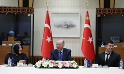 Cumhurbaşkanı Erdoğan: Tüm çalışanlarımızla Türkiye'yi çok daha güçlü yarınlara taşıyacağız