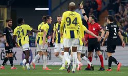 Derbi kazanamayan Fenerbahçe ve Mourinho şampiyonluk yarışına havlu attı