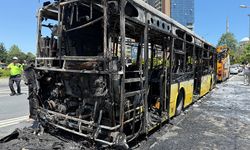 Sarıyer'de İETT otobüsü alevlere teslim oldu