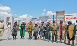 Esenyurt’ta Tarih Şöleni: 1071’den günümüze Türkiye tarihi sahnelendi