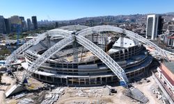 İki bakandan ortak paylaşım: Başkentimizin yeni stadyumu hızla yükseliyor