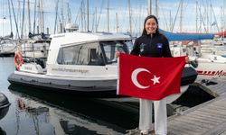 Bengisu Avcı 10 saatte 42 bin kulaç attı, Kuzey Kanalı’nı en hızlı geçen Türk oldu
