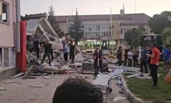 Balıkesir’de 6.2’lik deprem: Bir kişi enkazdan sağ çıkarıldı