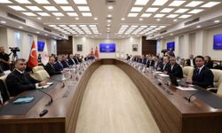 Bakan Işıkhan, toplu sözleşme görüşmelerinde eğitimcilerle buluştu