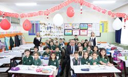 Sınıf başkan adayı Mina sözünü tuttu: Başkan Dursun öğrencileri ziyaret etti