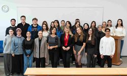 "Liderliğin temeli iletişim"