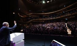 Cumhurbaşkanı Erdoğan, "Türkiye'de uyuyanları uyandırmaya bir şule yetmiştir"