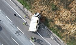 Kuzey Marmara Otoyolu’nda zincirleme kaza: Aynı firmaya ait iki kamyon kazaya karıştı