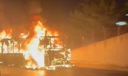 Eyüpsultan’da İETT otobüsü alev topuna döndü