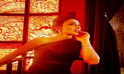 Ebru Aytemur, Eşref Rüya'daki performansıyla tam not alıyor