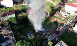 Gecekonduda yangın: Alevler gökyüzünü kapladı