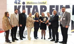 Büyükçekmece Belediyesi, TÜYAP Kitap Fuarı’nda edebiyatseverleri yazarlarla bir araya getirdi