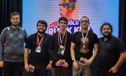 İlk kez düzenlenen Rubik Küp Turnuvası büyük heyecana sahne oldu