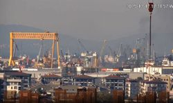 Tuzla'da tersanede gemide yangın