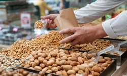 Yılın son gününüde İstanbul'da kuruyemiş çılgınlığı