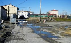 Arnavutköy'de yarım kalan çalışma mahalleliyi isyan ettirdi