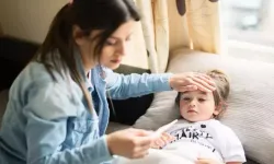 ‘Çocuğunuzun ateşi var diye hemen ilaca sarılmayın’
