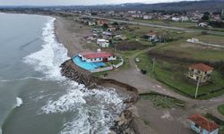 Korkutan kıyı erozyonu