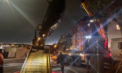 Otomobil apartman bahçesine uçtu