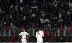 Beşiktaş taraftarı yönetimi istifaya davet etti