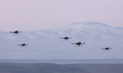 STM'nin sürü İHA'ları, gerçek mühimmatla hedefi vurdu