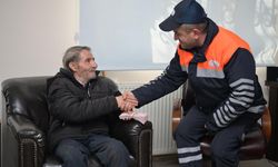 'İnsanlık ölmemiş' dedirtti! Belediye personelinden örnek davranış