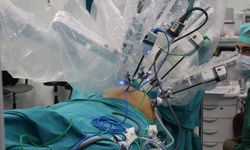 Tek kollu robotik cerrahide yeni dönem