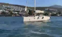 Fırtına etkili oldu; yelkenli tekne karaya oturdu