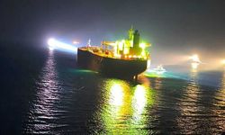 Karaya oturan tanker 12 gün sonra kurtarıldı