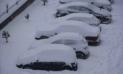 Kar engeli: 947 yol kapandı, eğitime ara verildi
