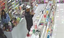 Bağcılar'da tırnakçılık anı kamerada