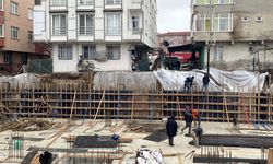 İnşaatın yanında toprak kaydı, binalar boşaltıldı