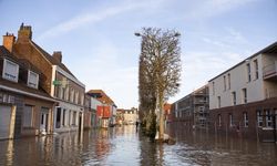 Fransa’da şiddetli yağış ve sel alarmı