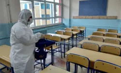 Okullar dezenfekte ediliyor