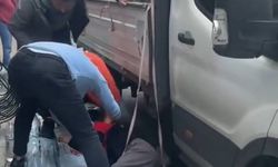 İşçinin üzerine malzeme düştü