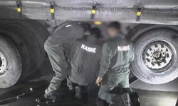TIR'ın jantından 54 kilo uyuşturucu çıktı